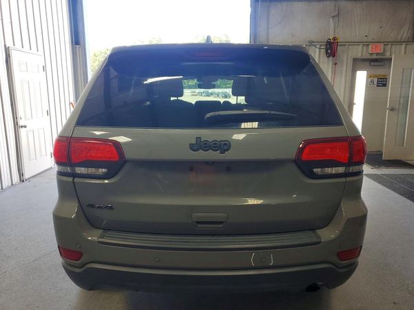 2021 JEEP GRAND CHEROKEE LAREDO 4X4