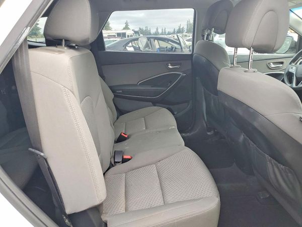 2019 HYUNDAI SANTA FE XL SE Base