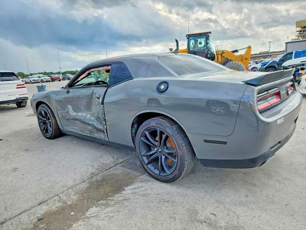 2018 DODGE CHALLENGER SXT