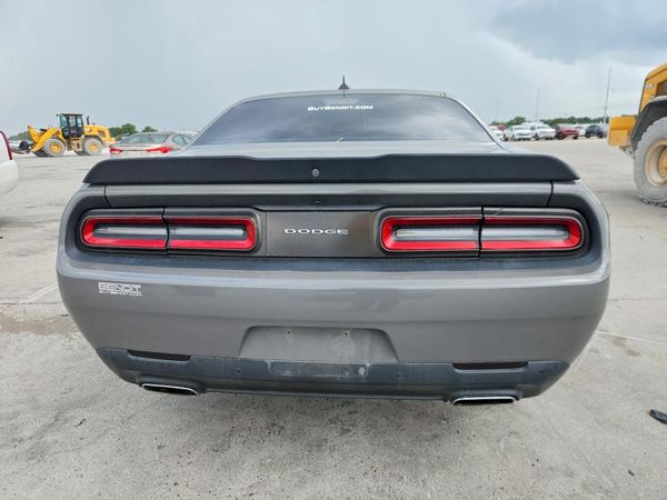 2018 DODGE CHALLENGER SXT