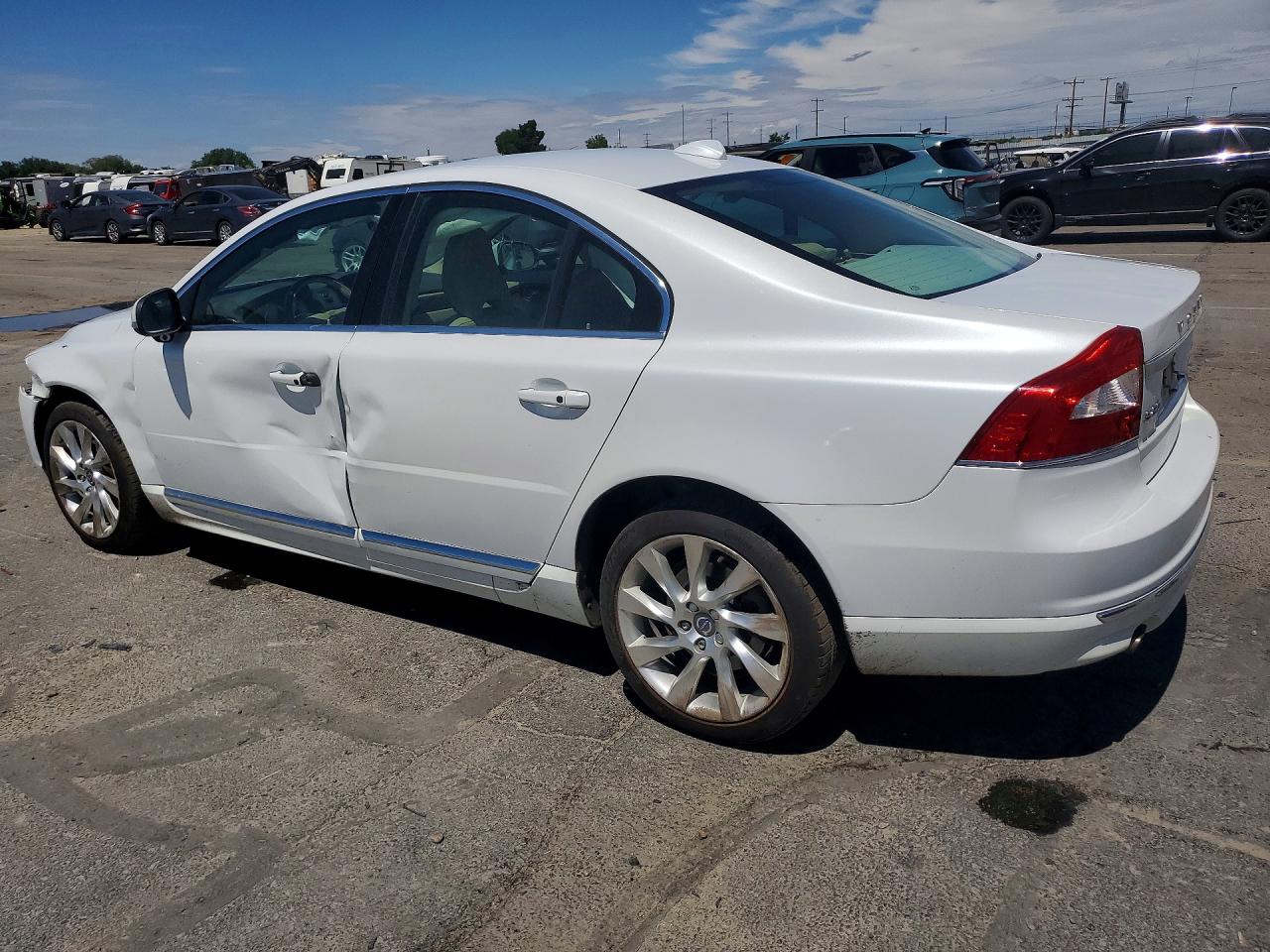 2015 VOLVO S80 Premier (non R design)