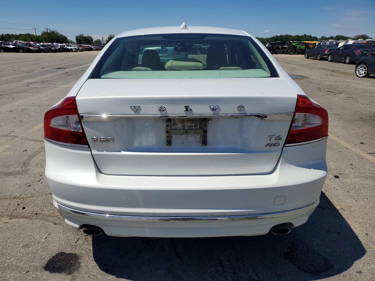 2015 VOLVO S80 Premier (non R design)