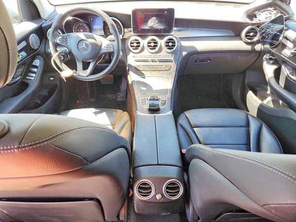 2017 MERCEDES-BENZ GLC-CLASS GLC300 — CKPT