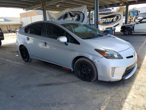 2012 TOYOTA PRIUS
