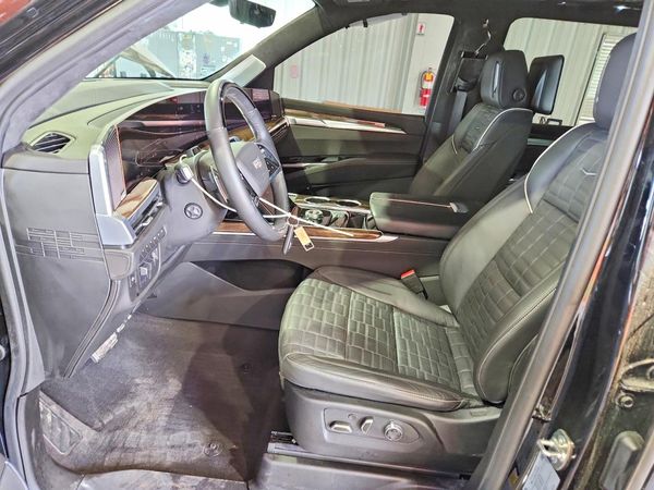 2025 CADILLAC ESCALADE Sport Platinum