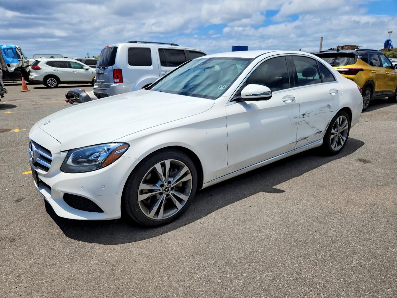2017 MERCEDES-BENZ C C300