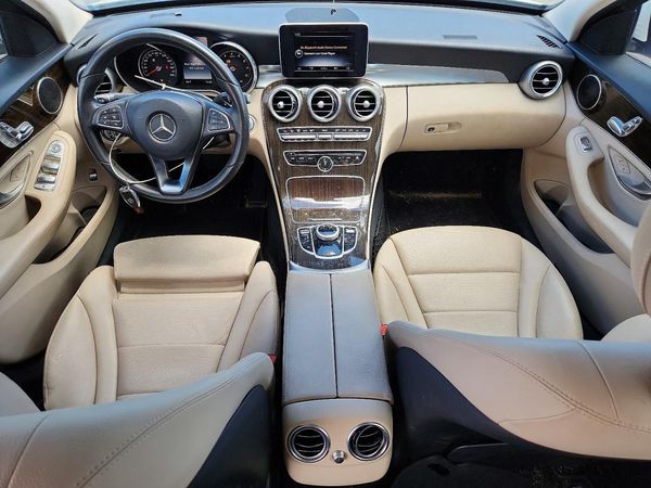2017 MERCEDES-BENZ C C300