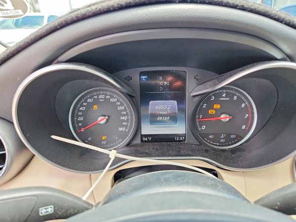 2017 MERCEDES-BENZ C C300