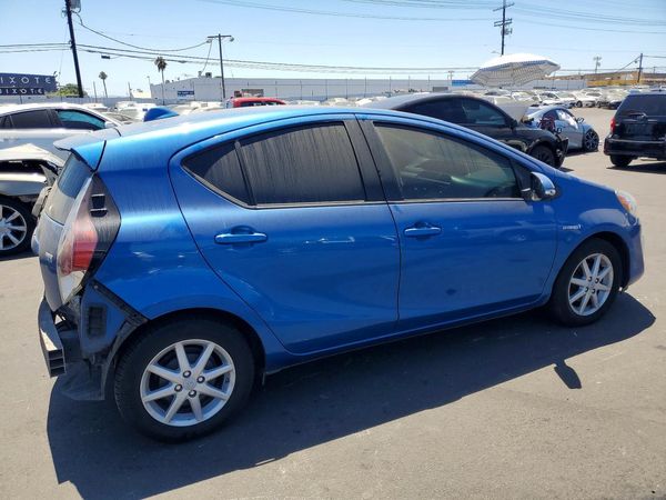 2016 TOYOTA PRIUS — PSRA