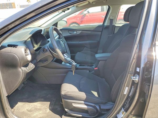 2021 KIA FORTE FE, LXS