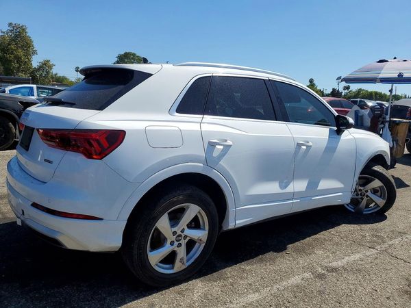 2021 AUDI Q3