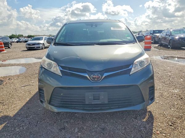 2020 TOYOTA SIENNA E grade