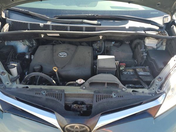 2020 TOYOTA SIENNA E grade