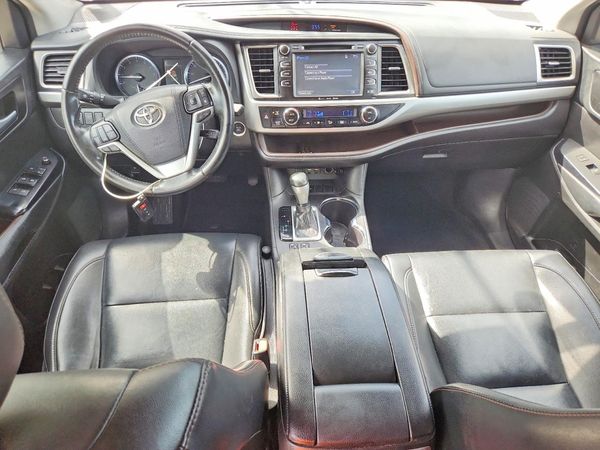 2019 TOYOTA HIGHLANDER SE/XLE