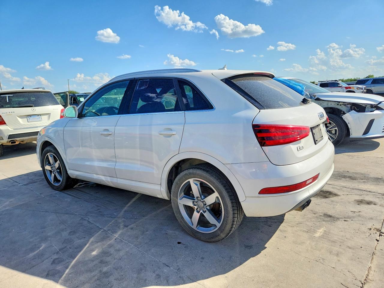 2015 AUDI Q3 quattro Premium Plus
