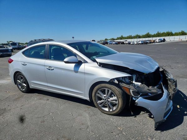 2017 HYUNDAI ELANTRA