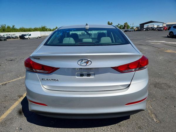 2017 HYUNDAI ELANTRA