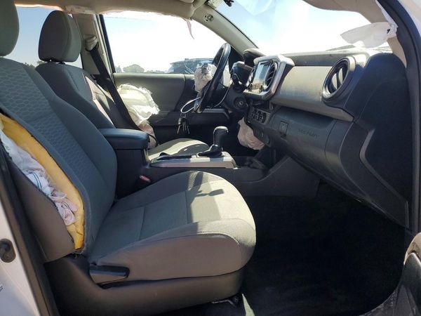 2016 TOYOTA TACOMA SR/SR5