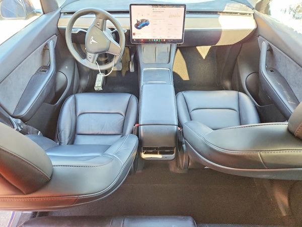 2022 TESLA MODEL Y