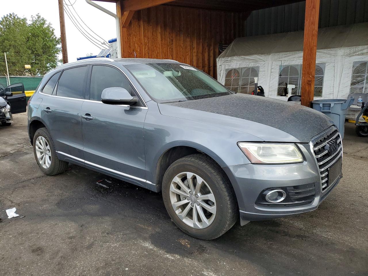 2013 AUDI Q5 Premium Plus