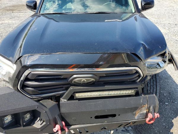 2019 TOYOTA TACOMA SR5