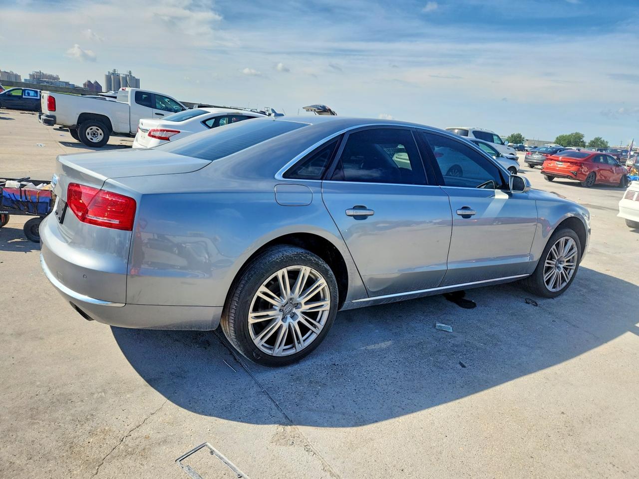 2013 AUDI A8