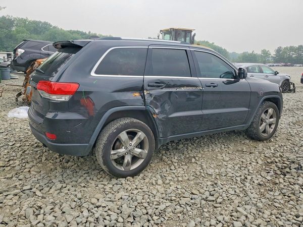 2015 JEEP GRAND CHEROKEE LAREDO 4X4