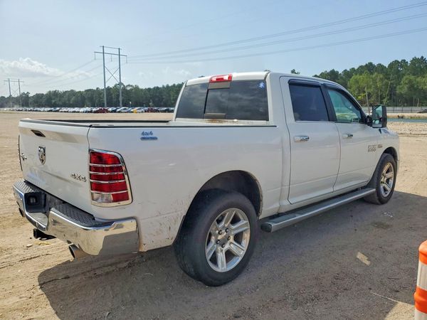 2018 RAM 1500 SLT