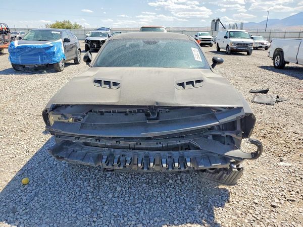 2015 DODGE CHALLENGER SXT