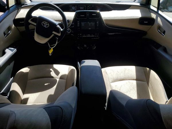 2018 TOYOTA PRIUS