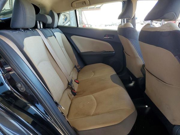 2018 TOYOTA PRIUS