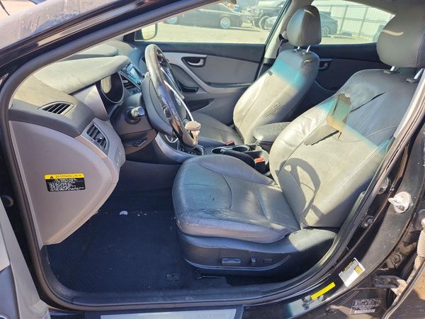 2015 HYUNDAI ELANTRA GLS(Middle)