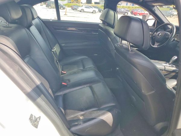 2013 BMW 750