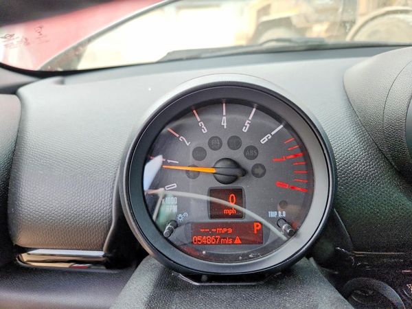 2015 MINI COOPER