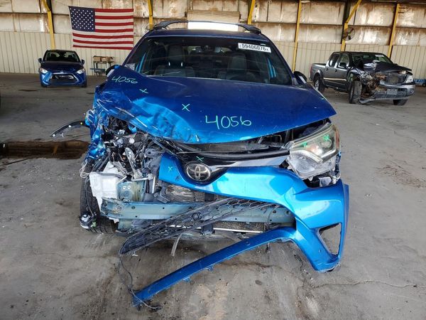 2018 TOYOTA RAV4