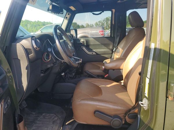 2016 JEEP WRANGLER UNLIMITED SAHARA 4X4