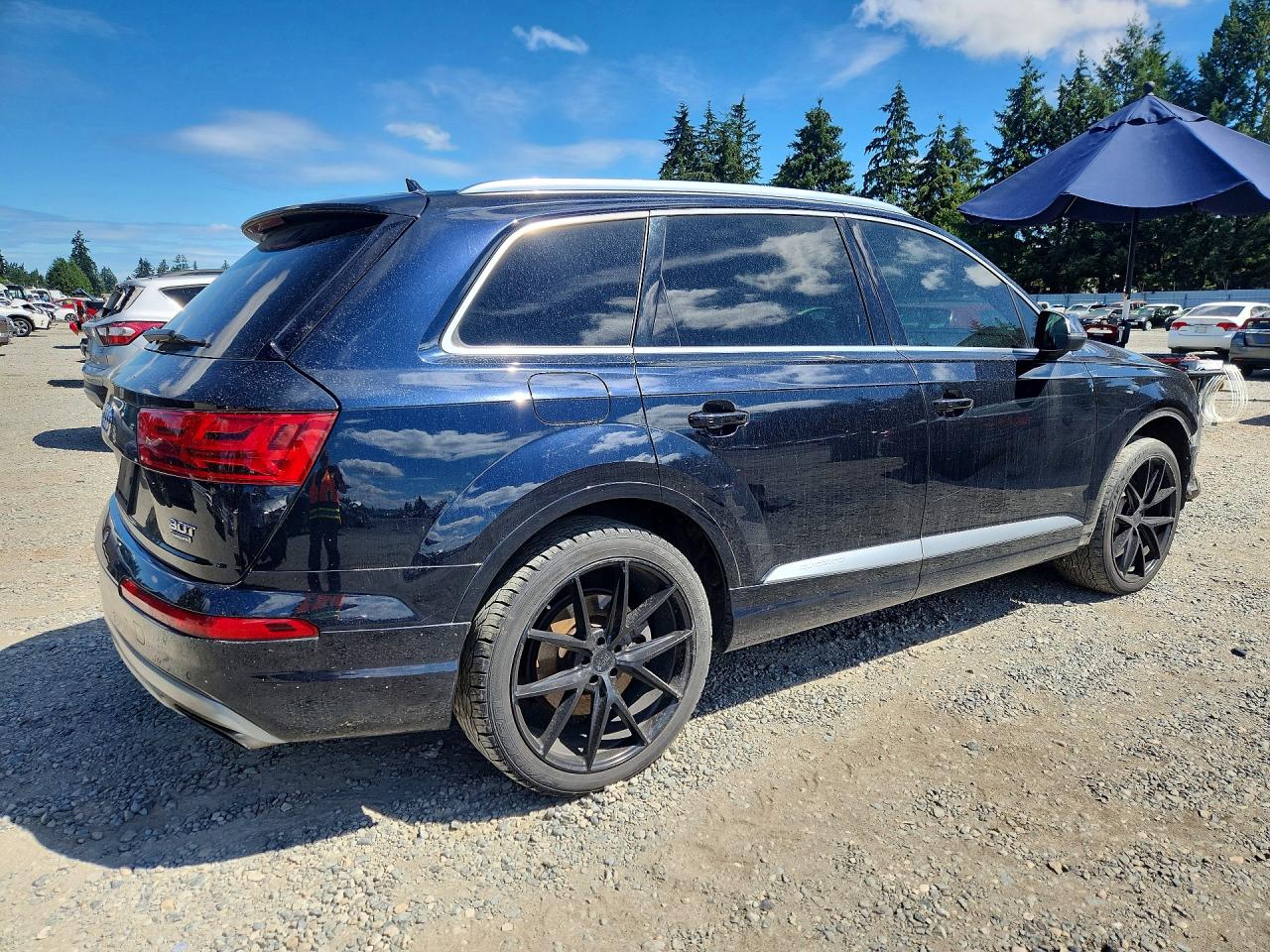 2017 AUDI Q7 quattro Premium Plus