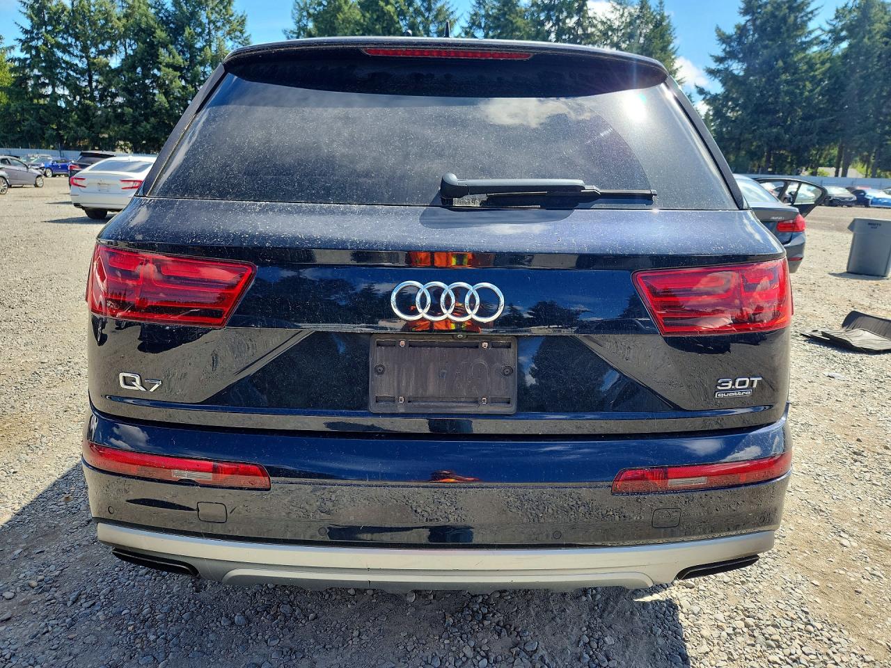 2017 AUDI Q7 quattro Premium Plus