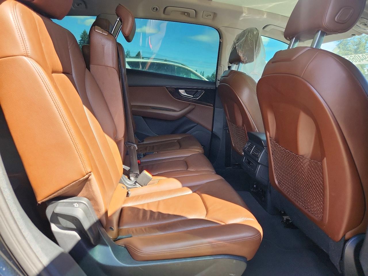 2017 AUDI Q7 quattro Premium Plus