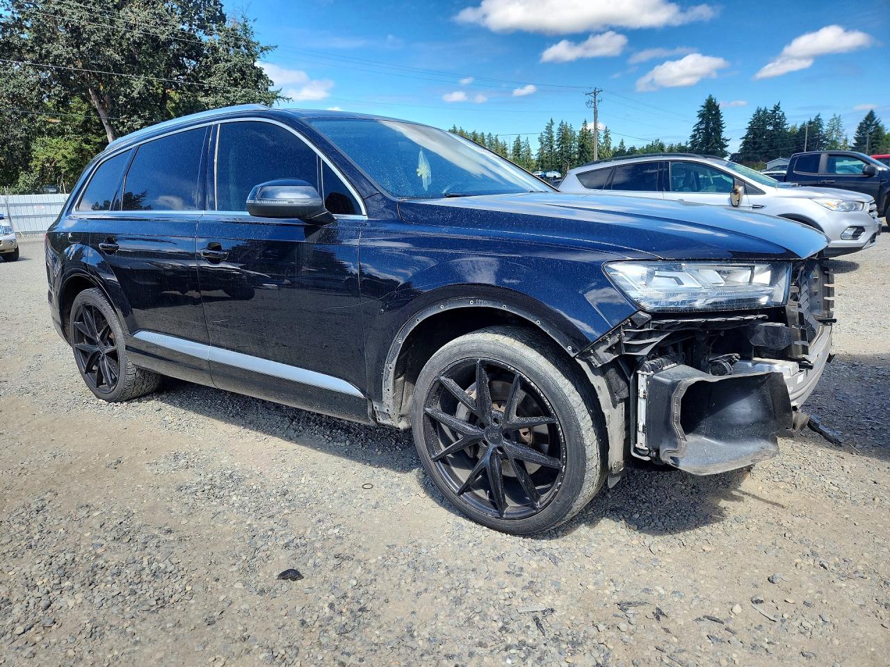 2017 AUDI Q7 quattro Premium Plus
