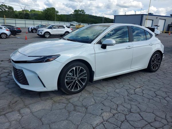 2025 TOYOTA CAMRY