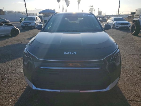 2025 KIA NIRO