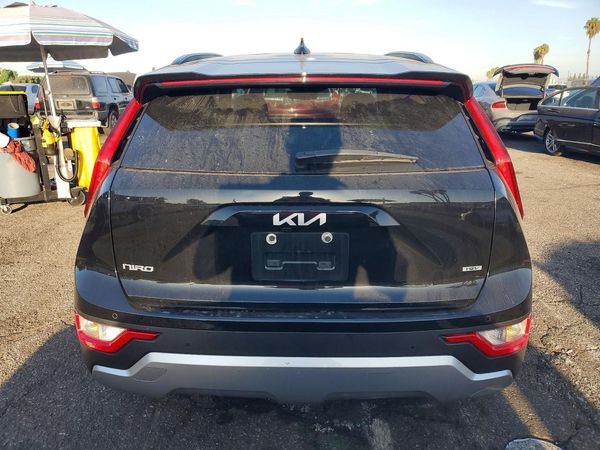 2025 KIA NIRO