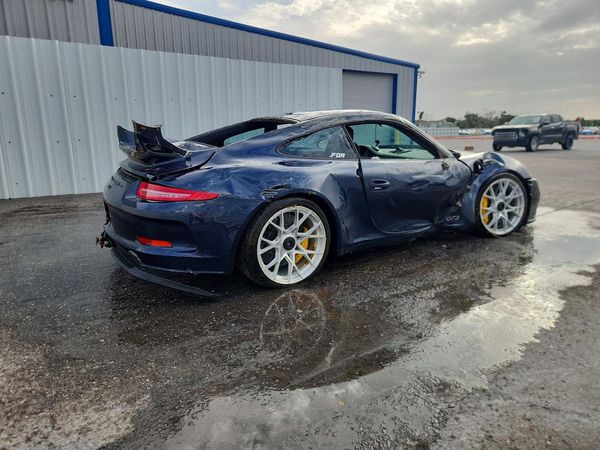2015 PORSCHE 911 — PSRA