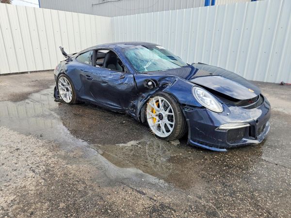 2015 PORSCHE 911 — Passenger 3/4