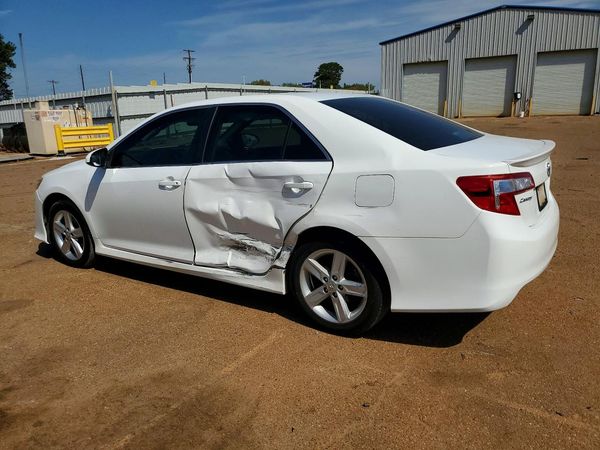 2013 TOYOTA CAMRY