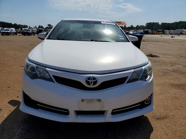 2013 TOYOTA CAMRY