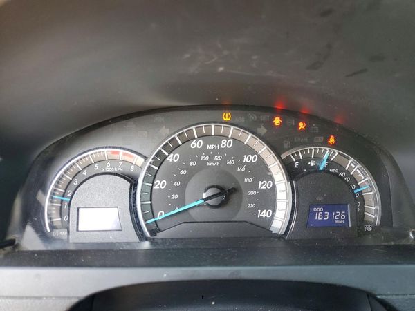 2013 TOYOTA CAMRY