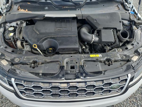 2020 LAND ROVER RANGE ROVER EVOQUE S — Engine bay