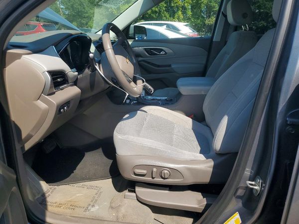 2018 CHEVROLET TRAVERSE LT — DENT